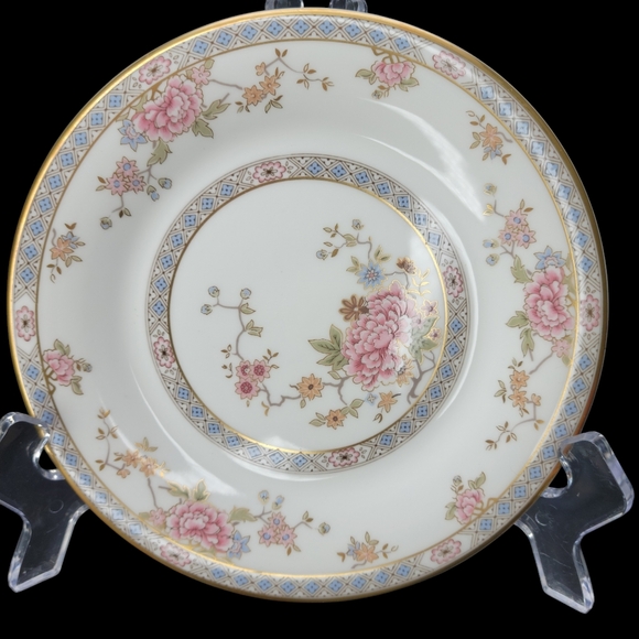 4 Vintage Royal Doulton Canton Bread & Butter Plate 6 5/8" Pink & Blue Floral - Picture 4 of 8